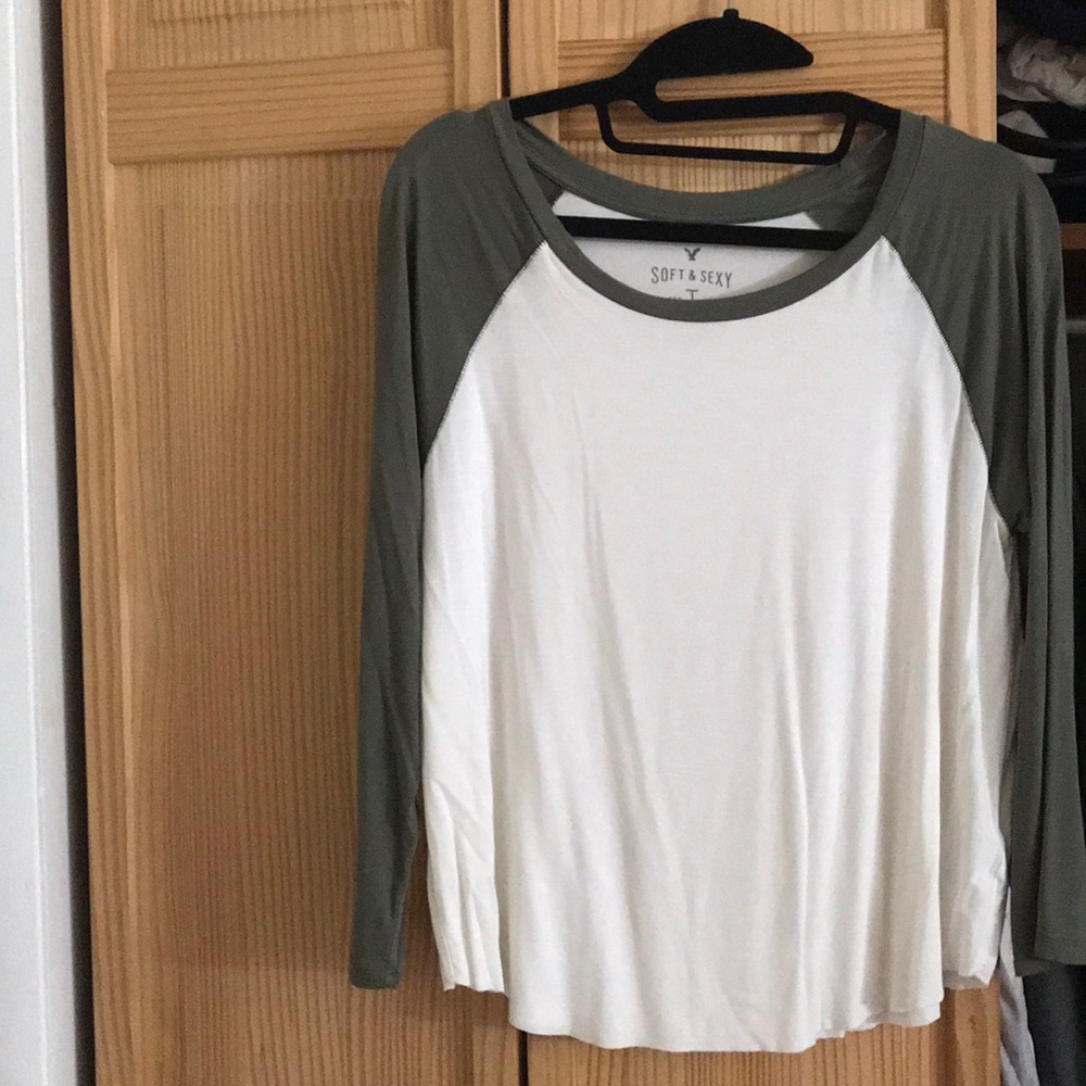 American eagle baseball tee NWT